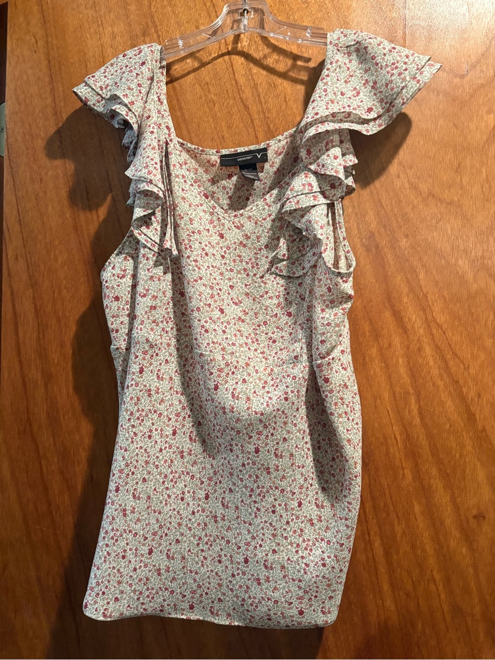 Floral Ruffle Sleeve Women’s Top — Size 18/20